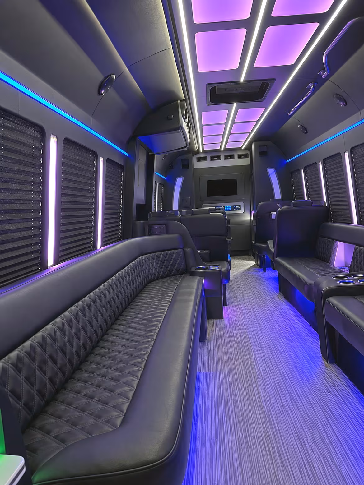 airport shuttle buses for sports teams and large travel groups in cape coral