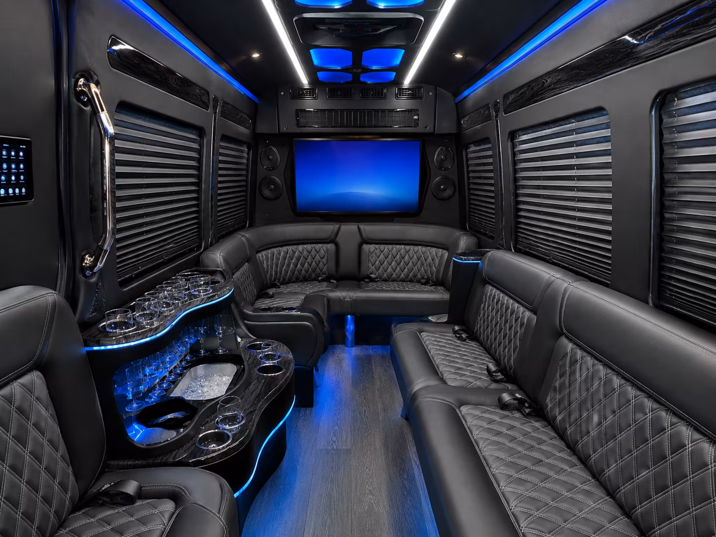 bus rentals to florida panthers and amerant bank arena games