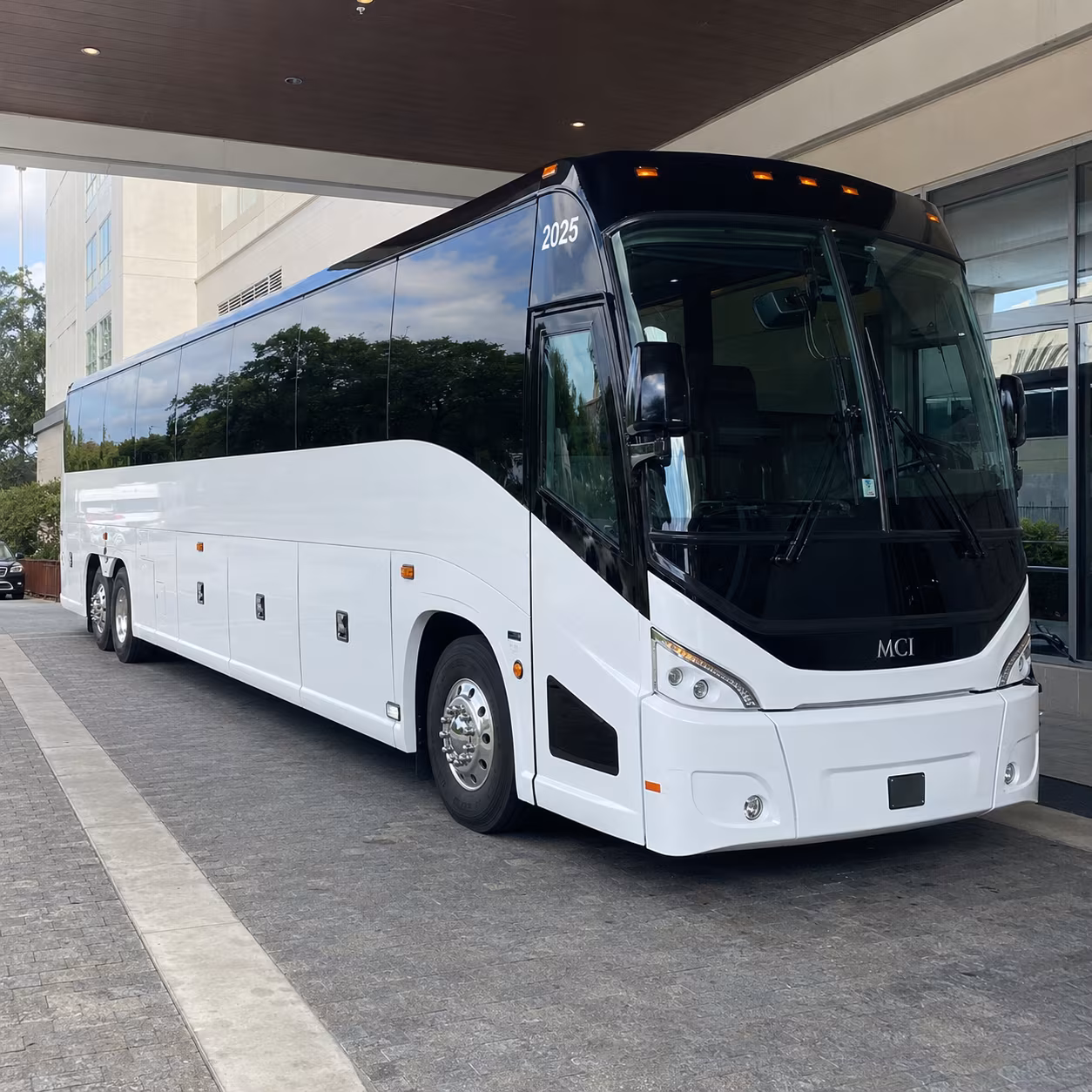 cape coral 54 passenger charter bus