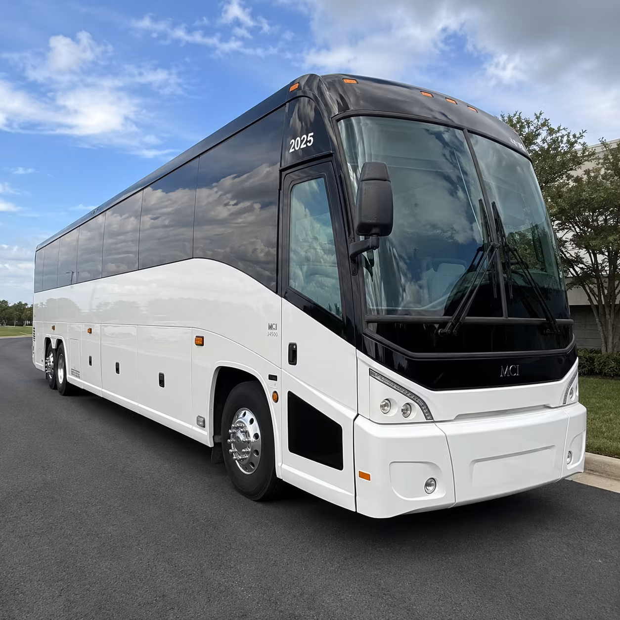 charter buses to tampa bay buccaneers and raymond james stadium games