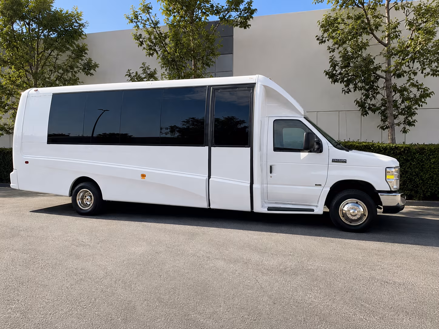 minibuses for music festivals and outdoor events near cape coral