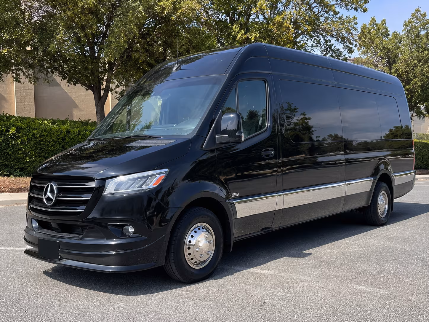 sprinter vans and minibuses for intimate cape coral wine tastings